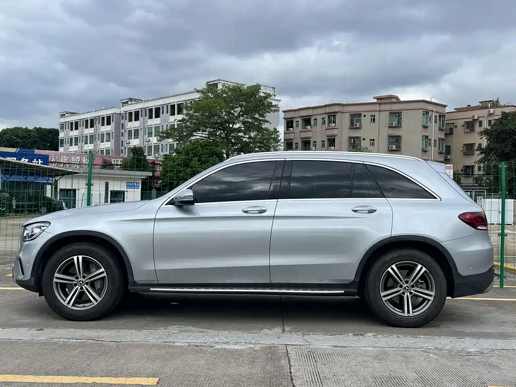 Mercedes-Benz GLC 2021 — фото 2