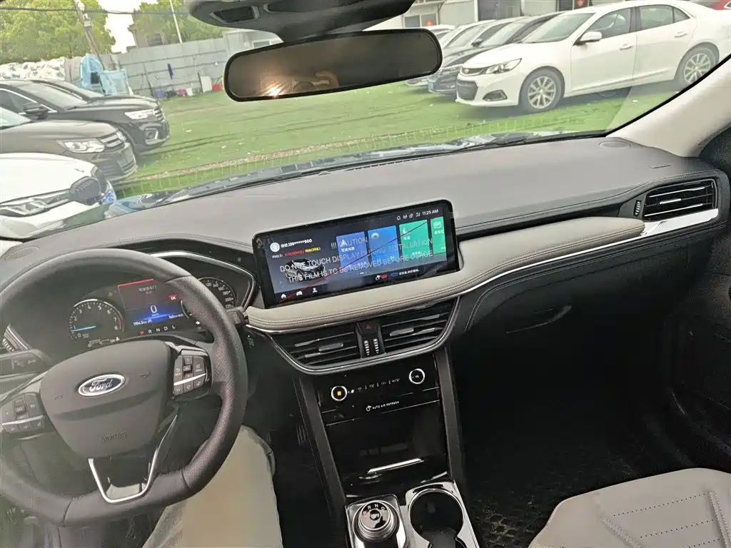 Ford Escape 2021 — фото 10