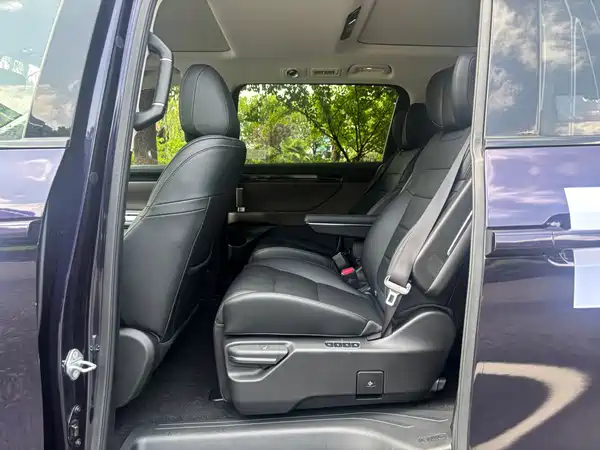 GAC Trumpchi E8 PHEV 2023