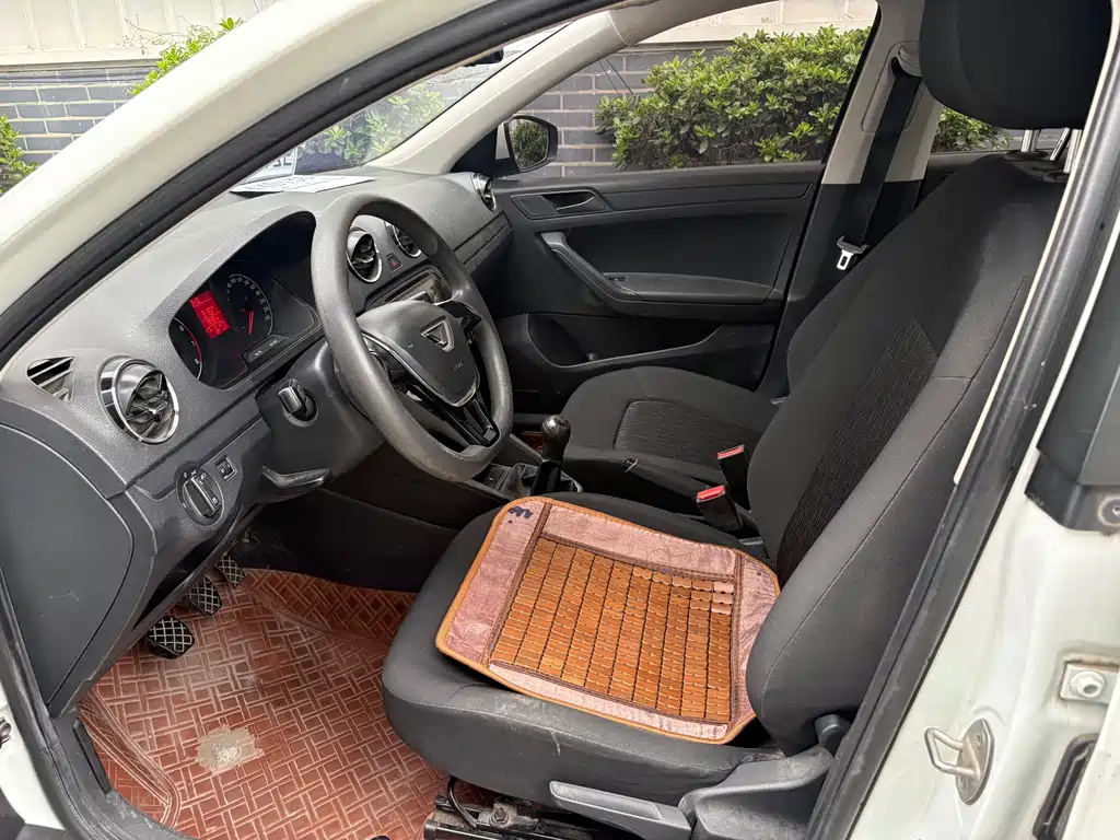Jetta VA3 2021
