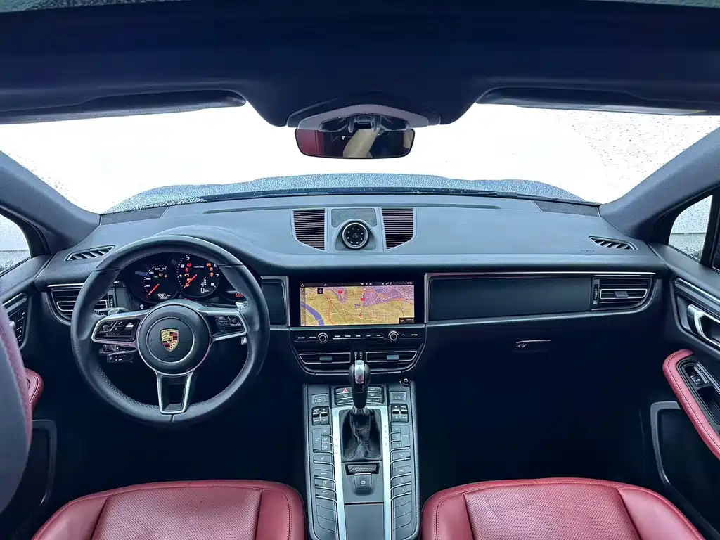 Porsche Macan 2022 — фото 19