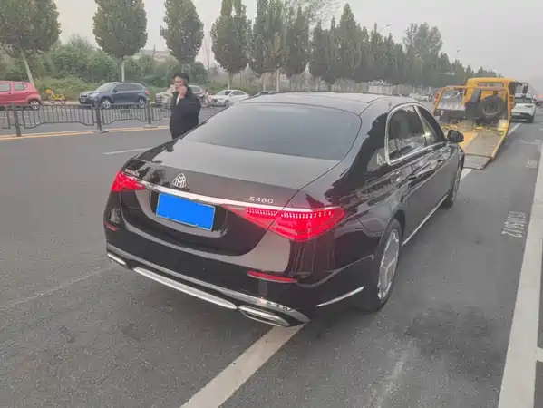 Mercedes-Benz Maybach S-Class 2024