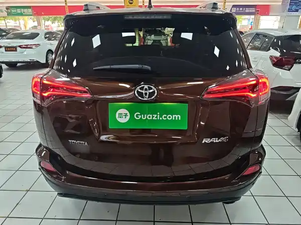 Toyota RAV4 2017