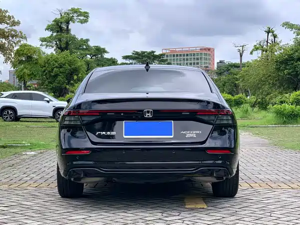 Honda Accord 2025