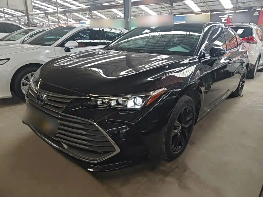 Toyota Avalon 2021 — фото 1