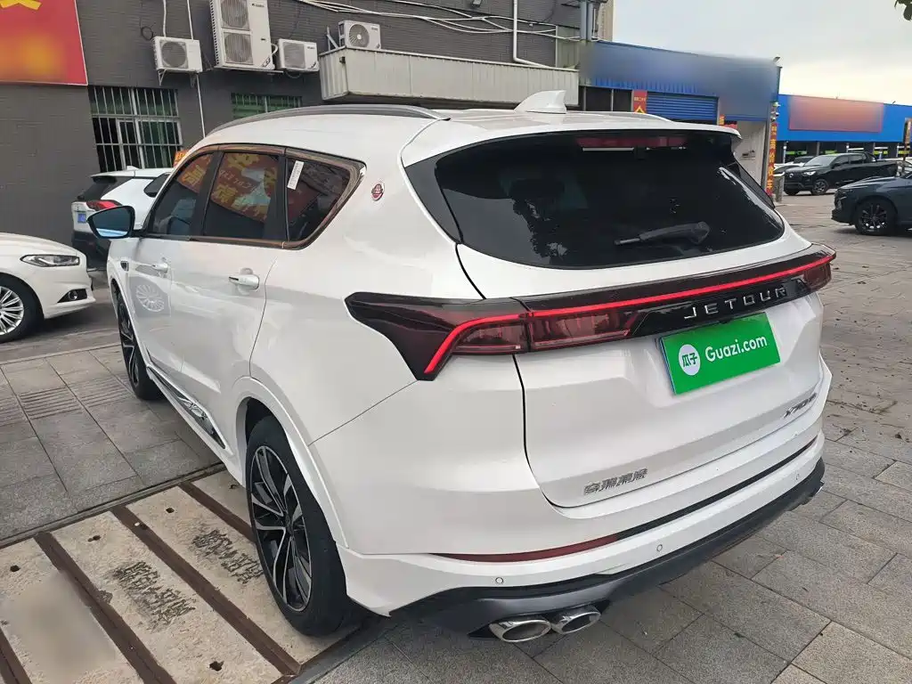 Jetour Jietu X70 PLUS 2023 — фото 23