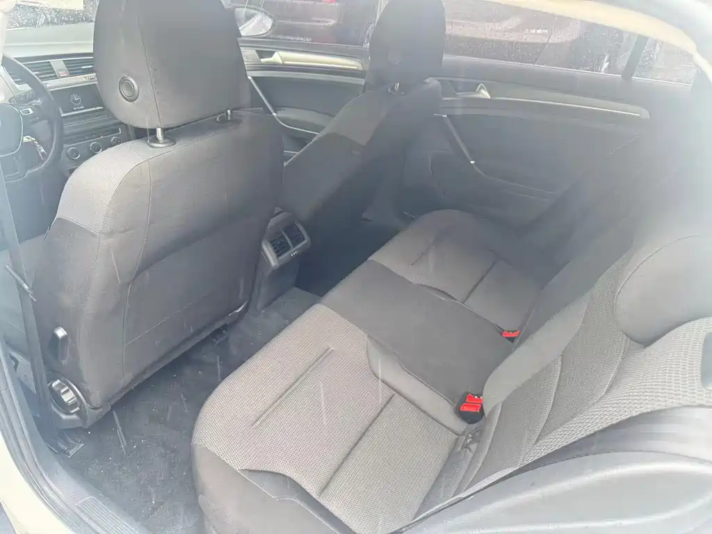 Volkswagen Golf 2016