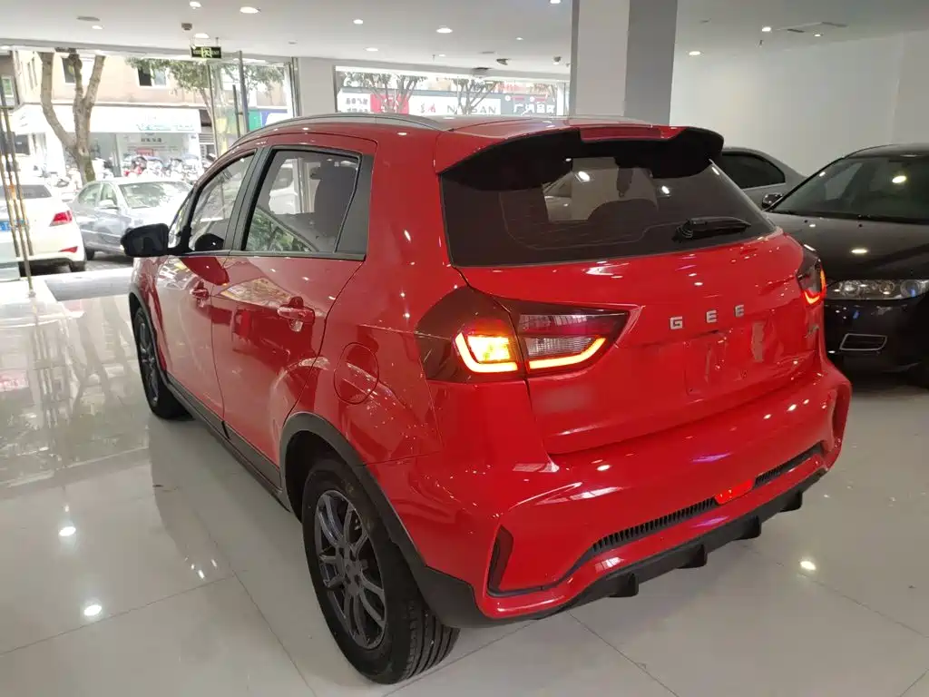 Geely Vision X3 2021