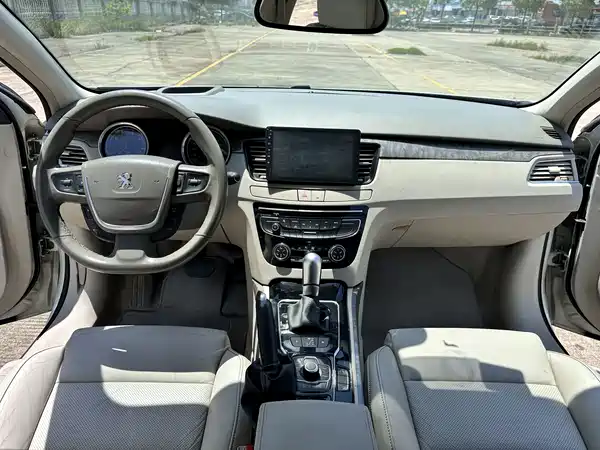 Peugeot 508 2011