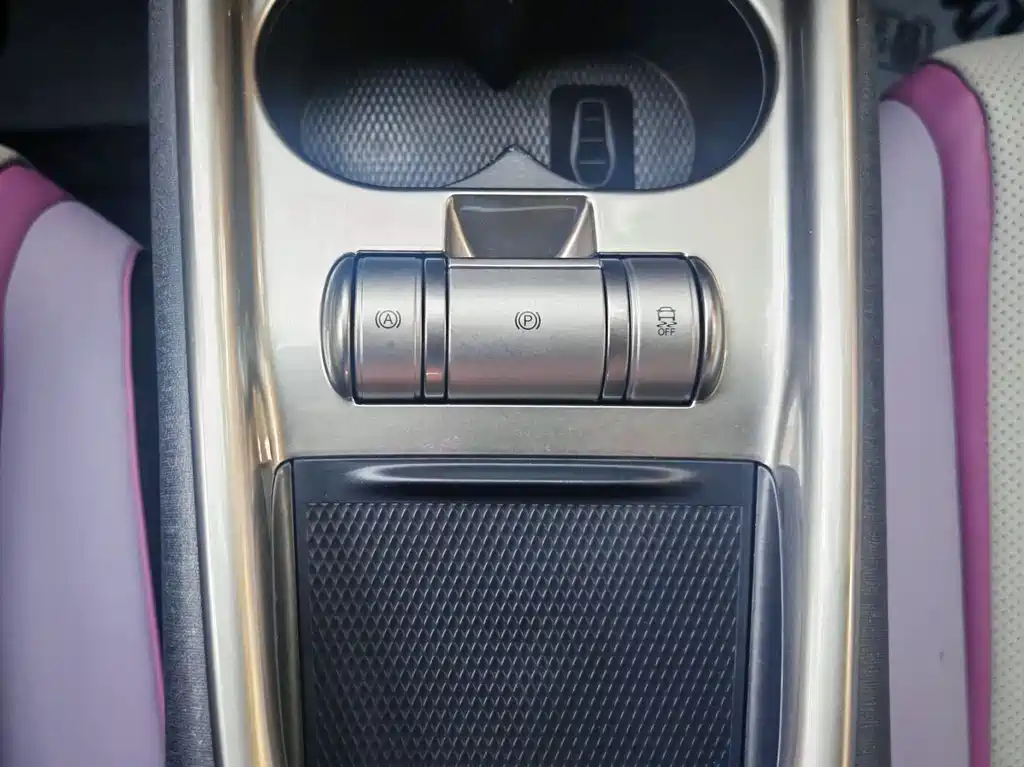 BYD Dolphin 2023 — фото 11
