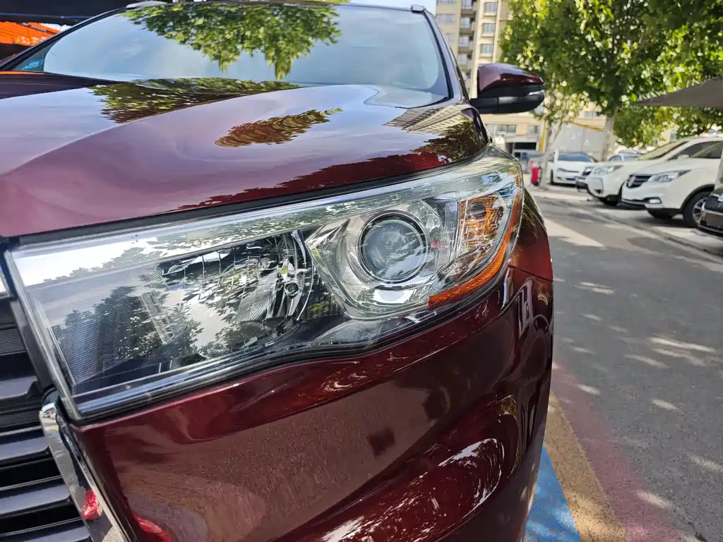 Toyota Highlander 2015 — фото 17