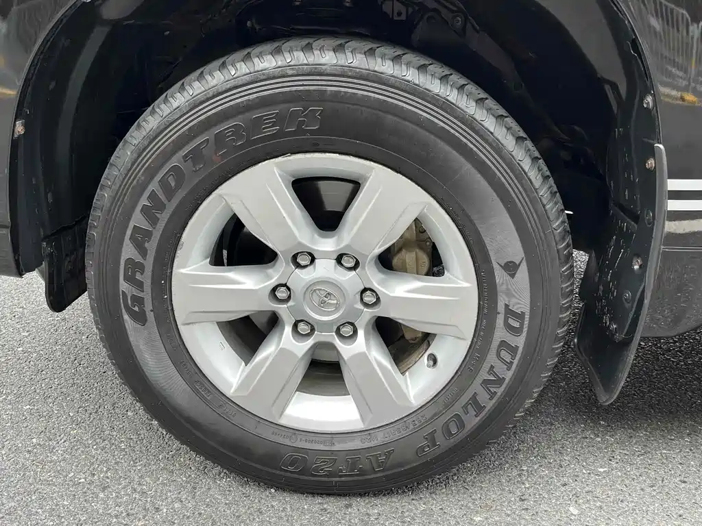 Toyota Prado 2016 — фото 13