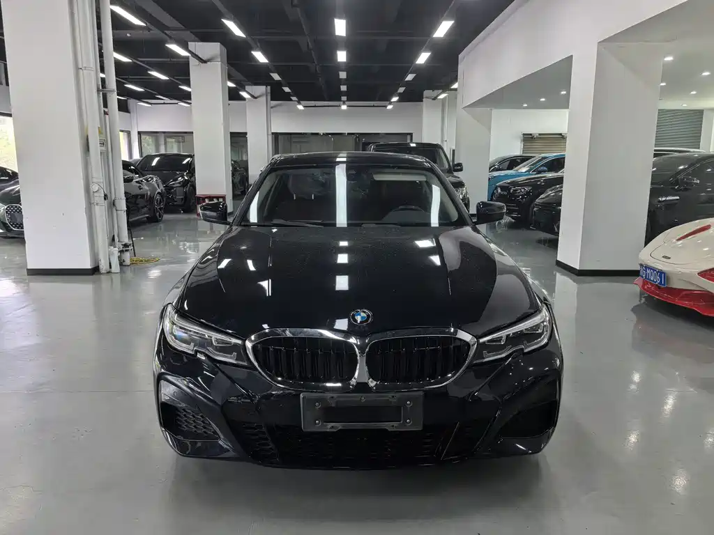 BMW 3 Series 2022