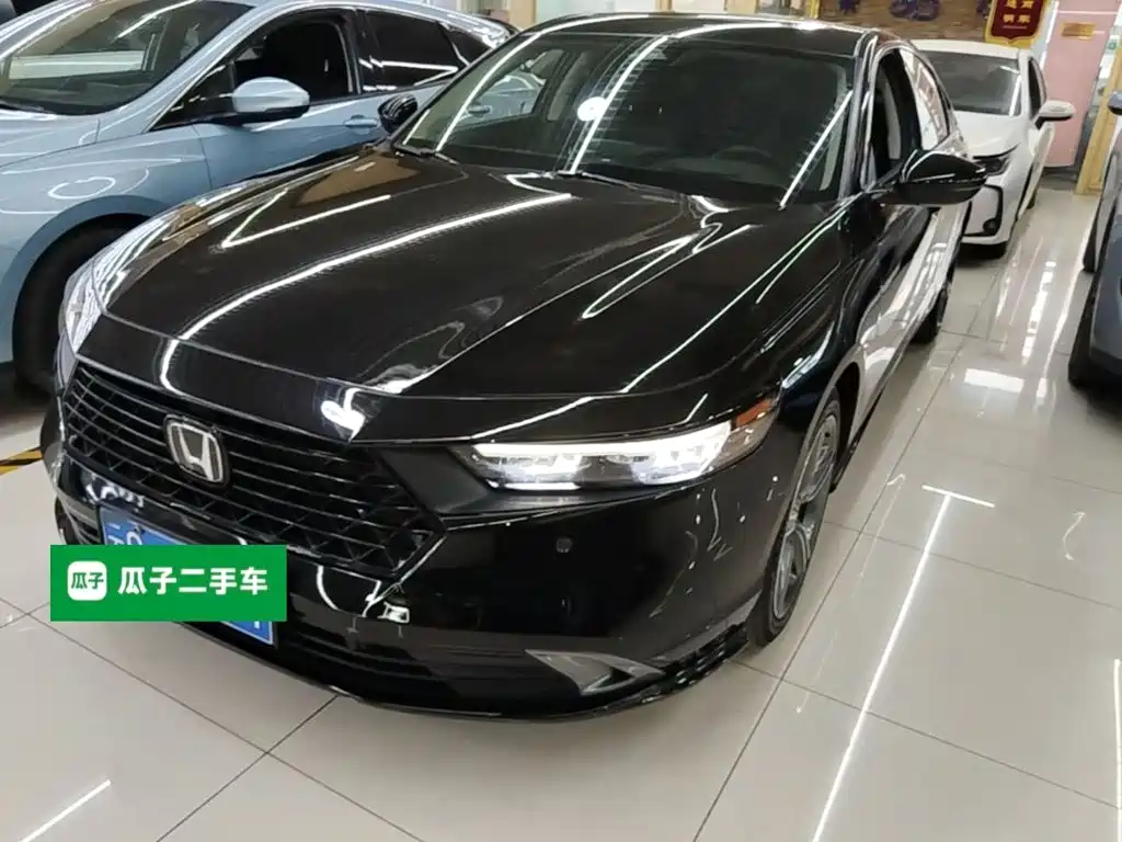 Honda Accord 2025 — фото 1