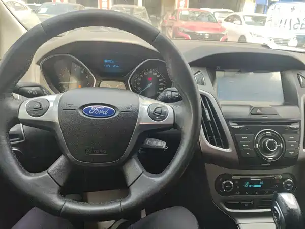 Ford Focus 2015
