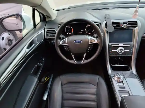 Ford Mondeo 2019