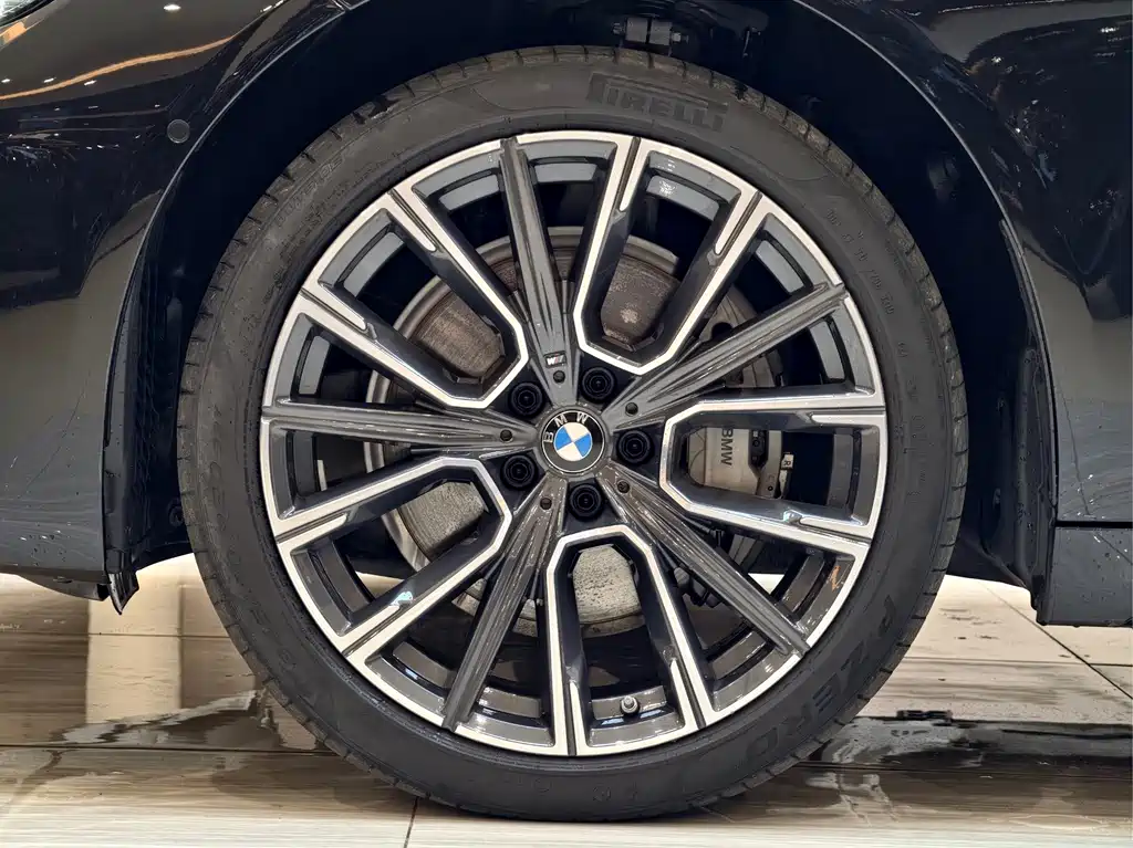 BMW 7 Series 2021 — фото 24