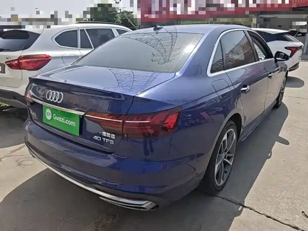 Audi A4L 2020