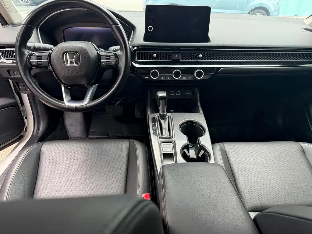 Honda Civic 2022 — фото 12