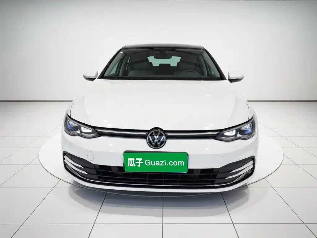 Volkswagen Golf 2023