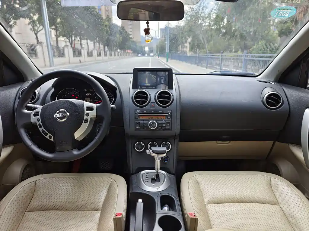 Nissan Qashqai 2013 — фото 12