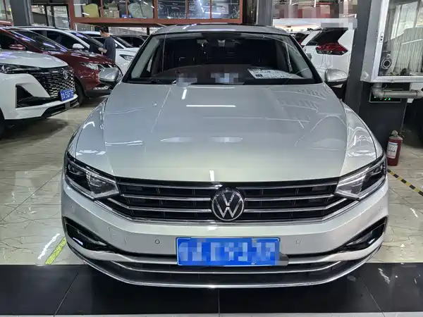Volkswagen Magotan 2021