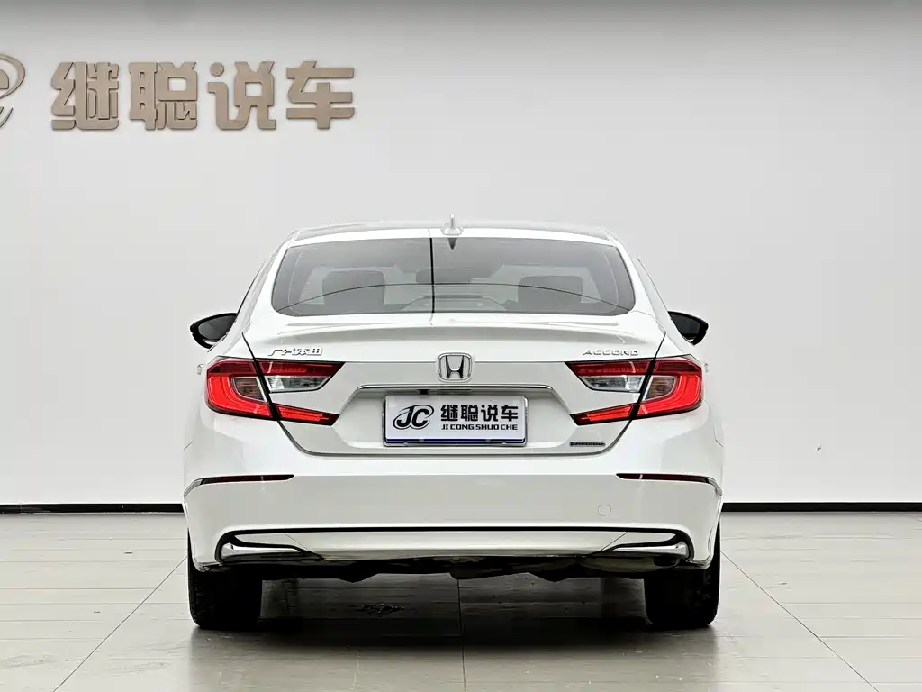 Honda Accord 2019 — фото 13
