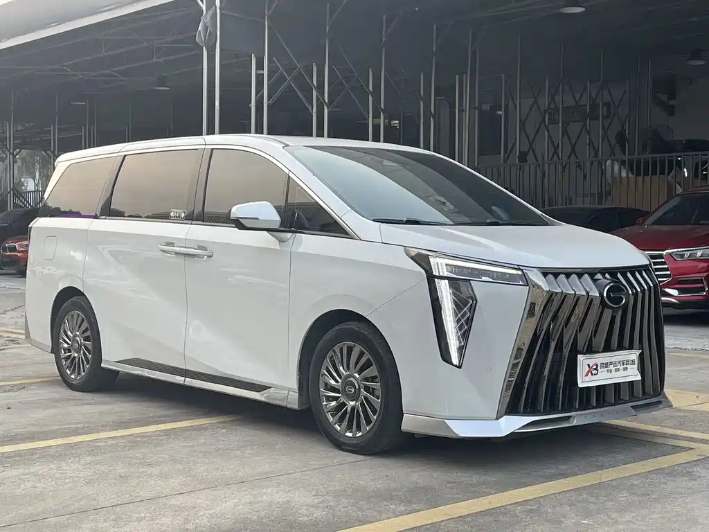 GAC Motor Trumpchi M8 2023 — фото 3