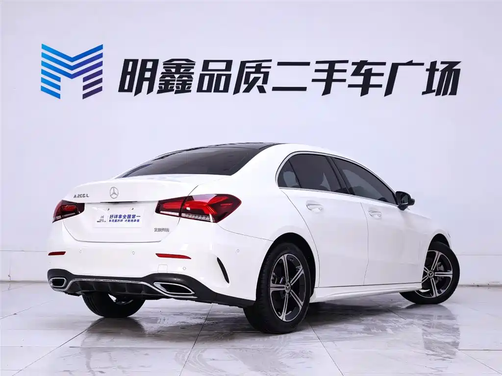 Mercedes-Benz A-Class 2023 — фото 7