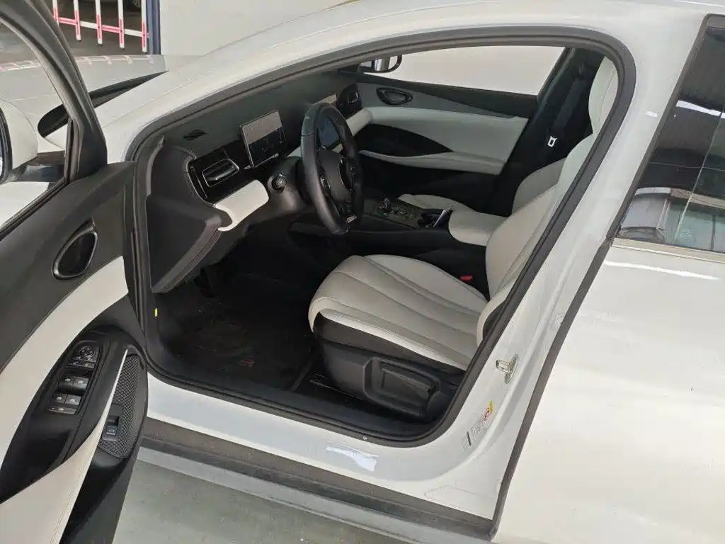 BYD Seal 06 2024