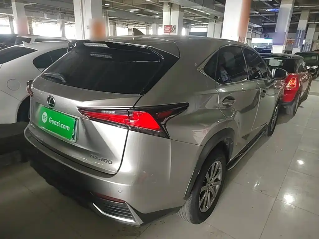 Lexus NX 2020