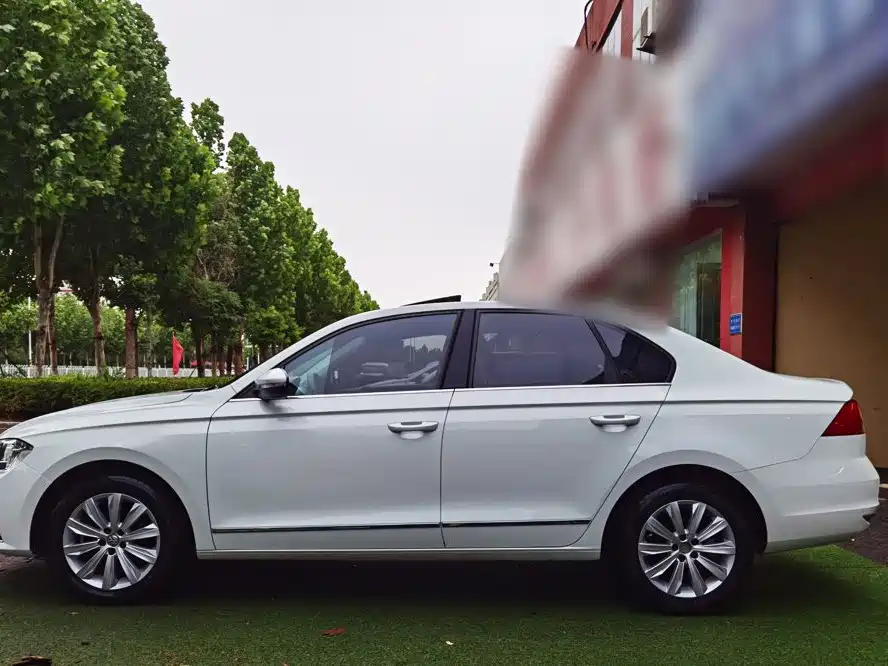 Volkswagen Bora 2016