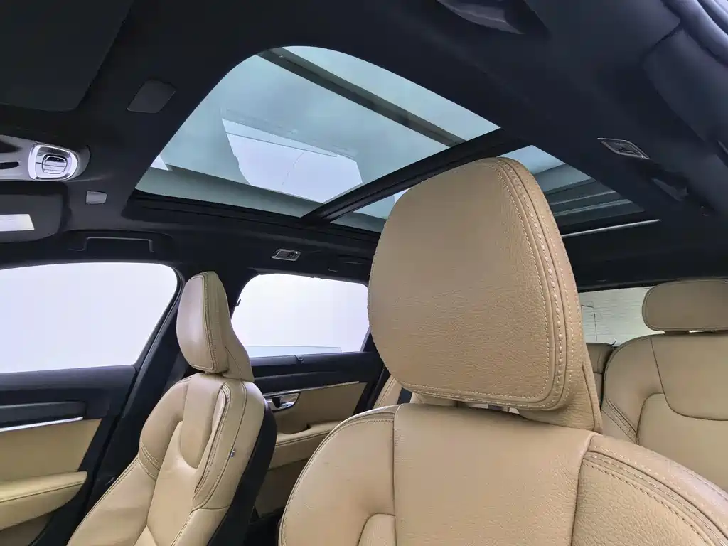 Volvo V90 2019 — фото 14