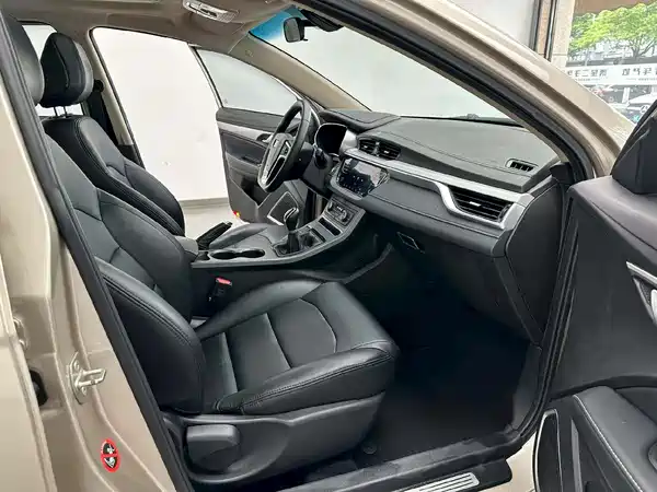 Geely Emgrand 2018