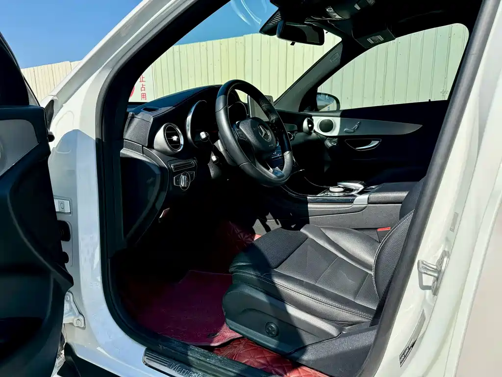 Mercedes-Benz GLC 2016