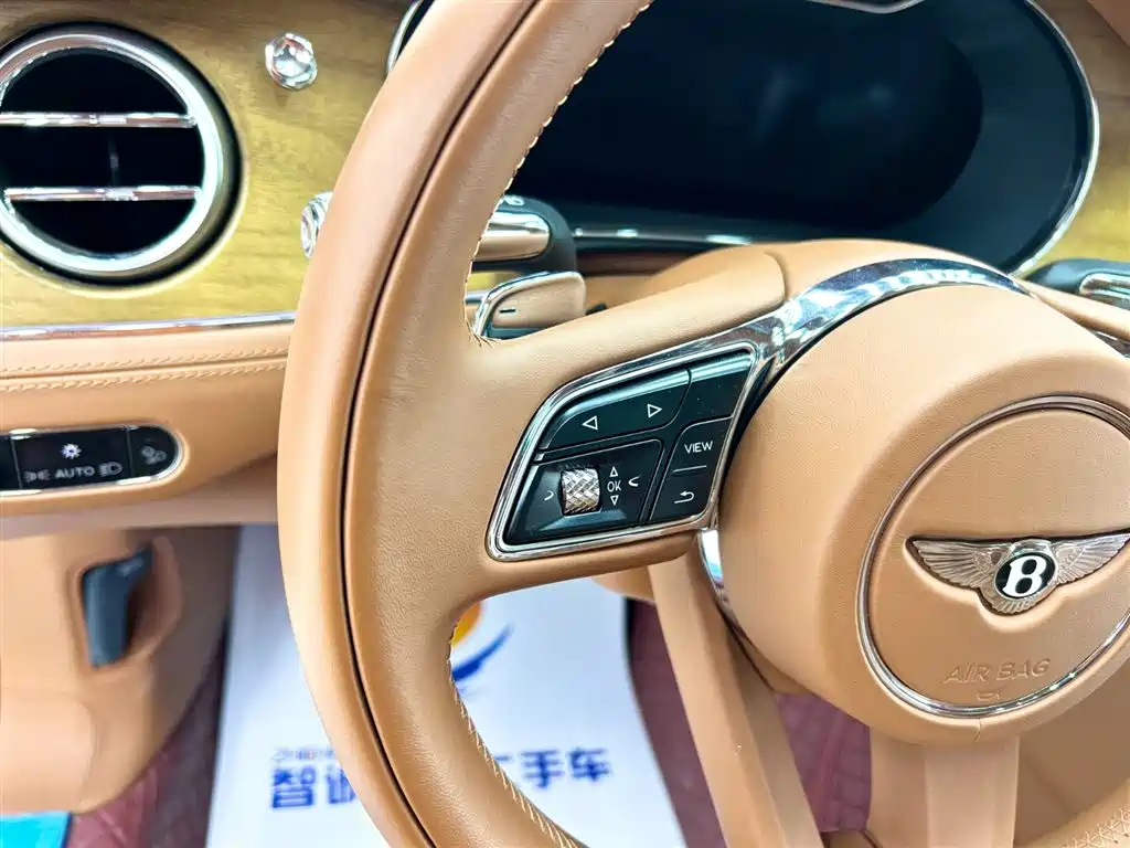 Bentley Flying Spur 2022 — фото 11