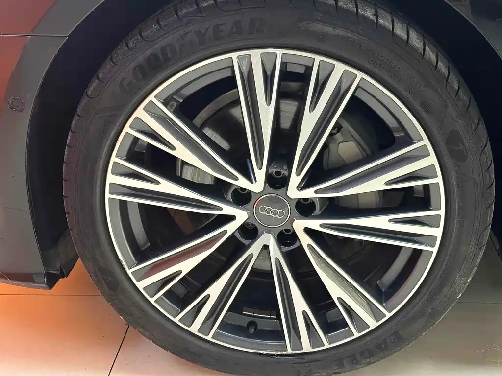Audi A6L 2021 — фото 24