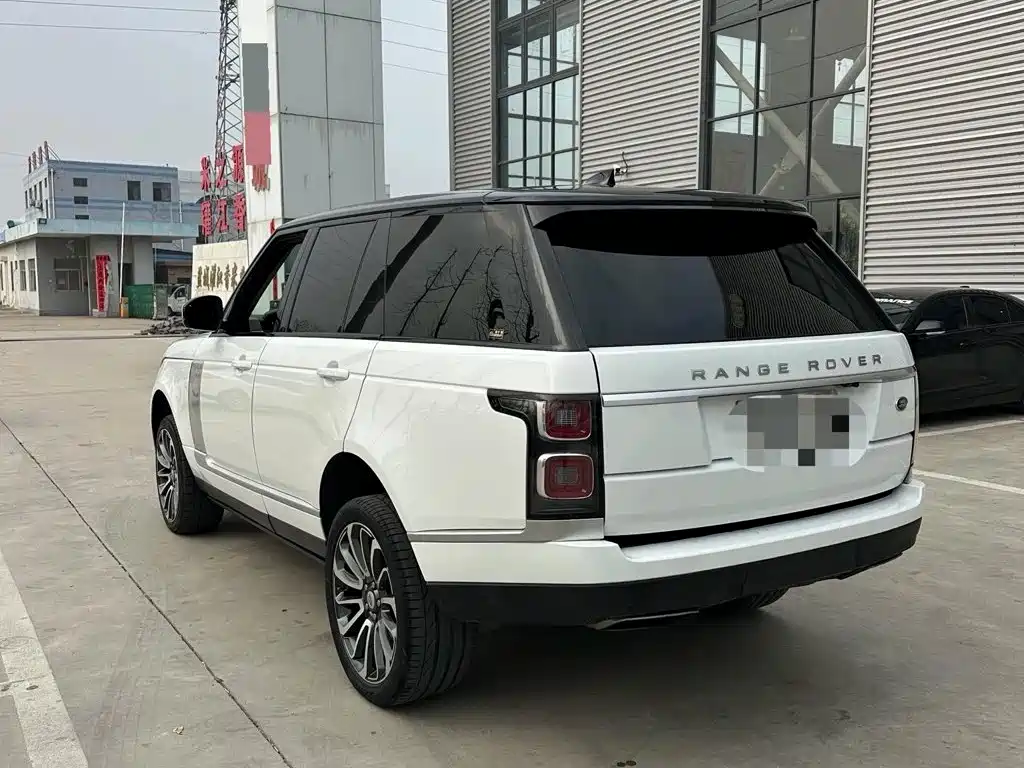 Land Rover Range Rover 2018 — фото 6