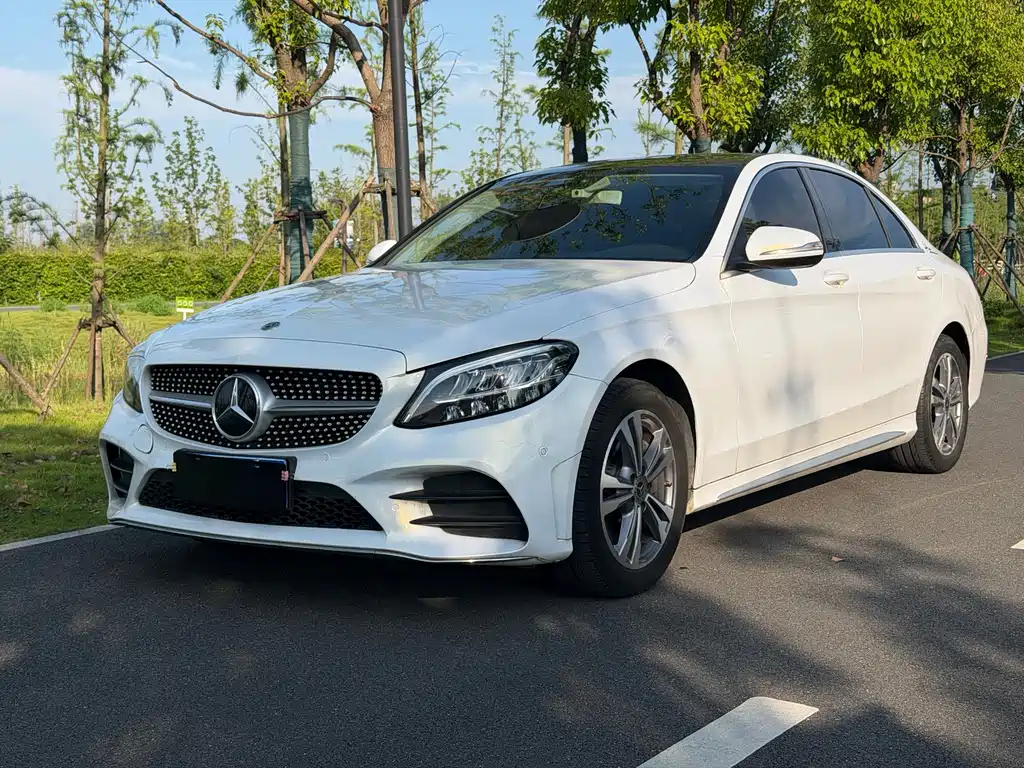Mercedes-Benz C-Class 2020
