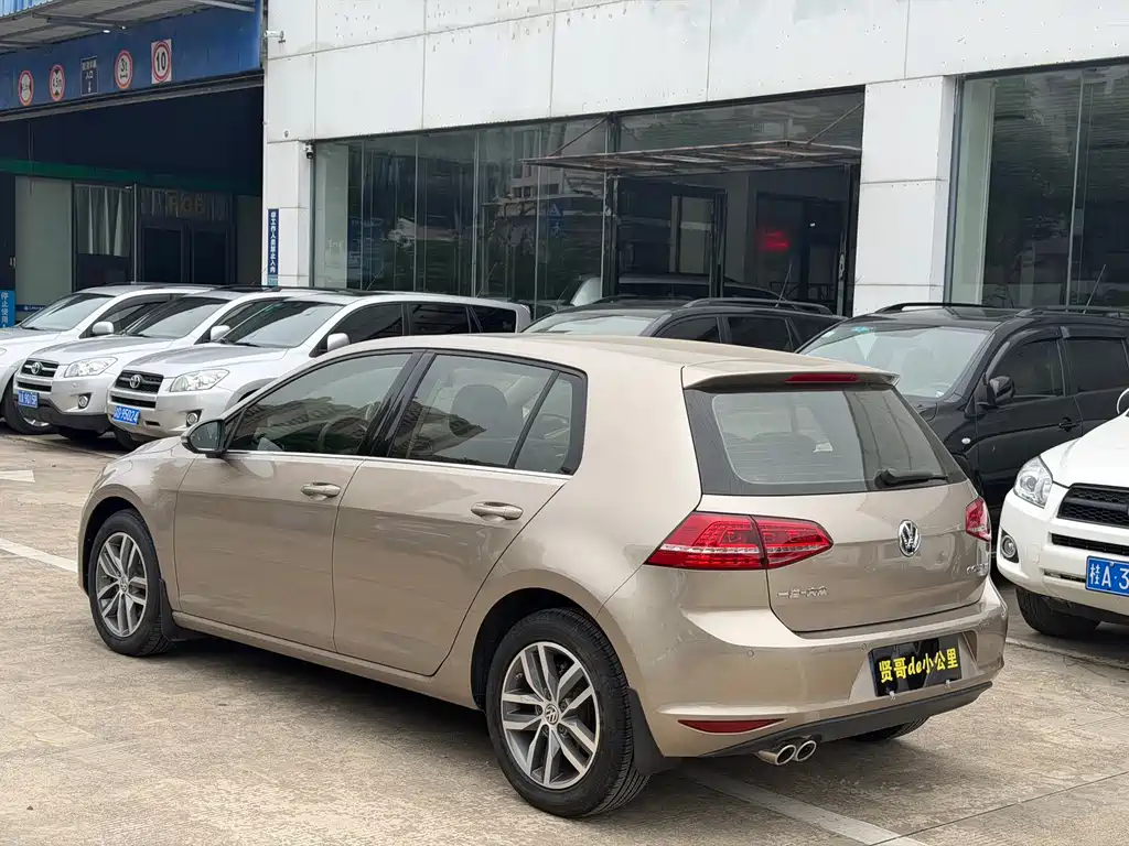 Volkswagen Golf 2014