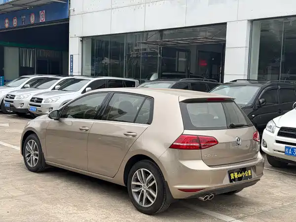 Volkswagen Golf 2014