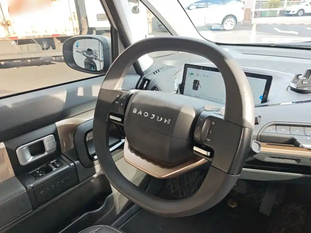 Baojun KiWi EV 2022 — фото 11