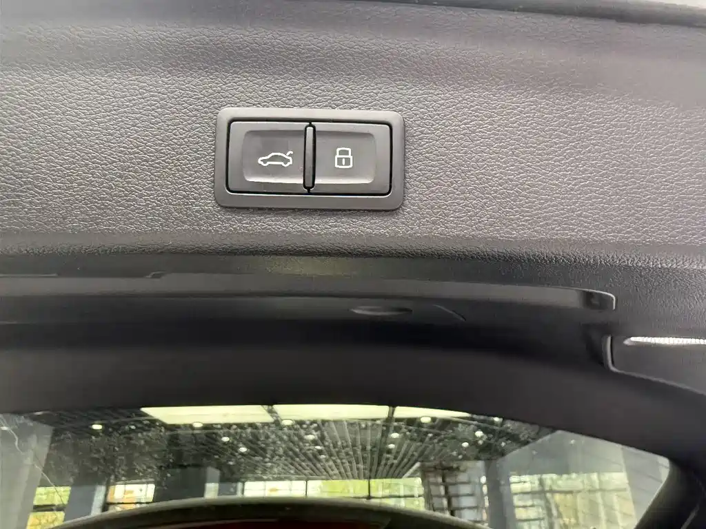 Audi Q3 2023 — фото 22