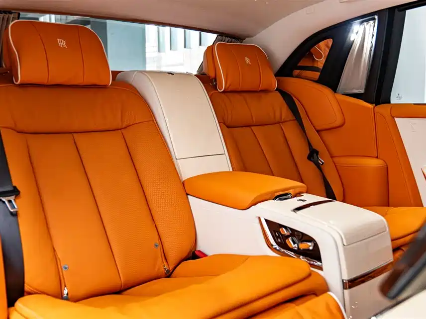 Rolls-Royce Phantom 2019 — фото 14