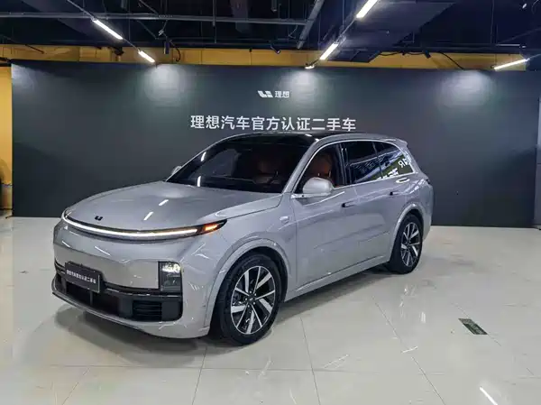 Li Auto L8 2024