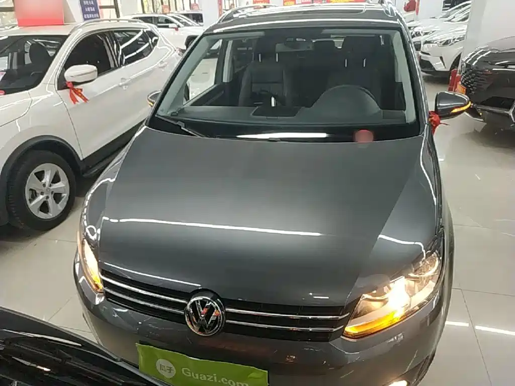 Volkswagen Touran 2015