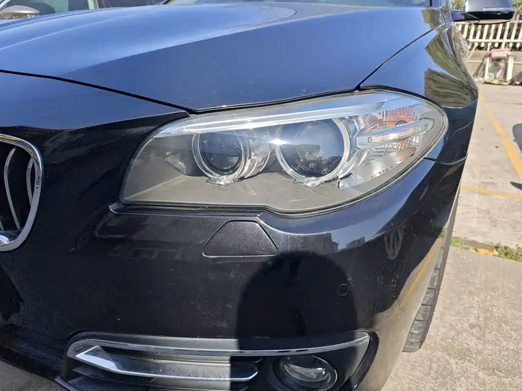BMW 5 Series 2016 — фото 24