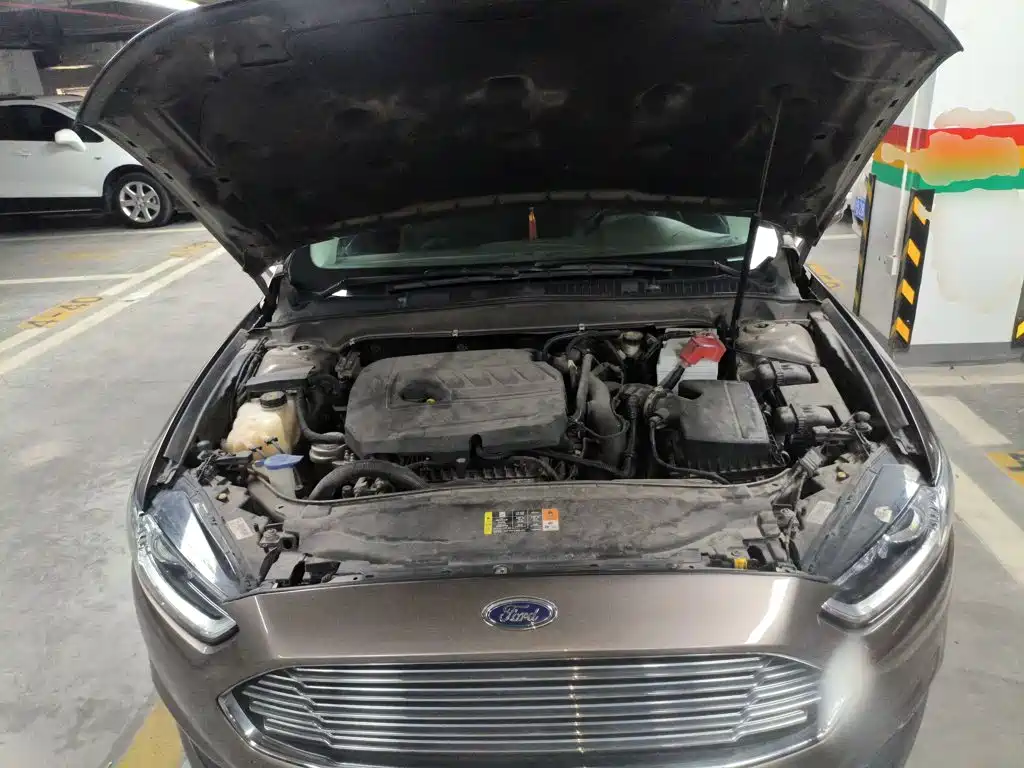 Ford Mondeo 2015 — фото 20