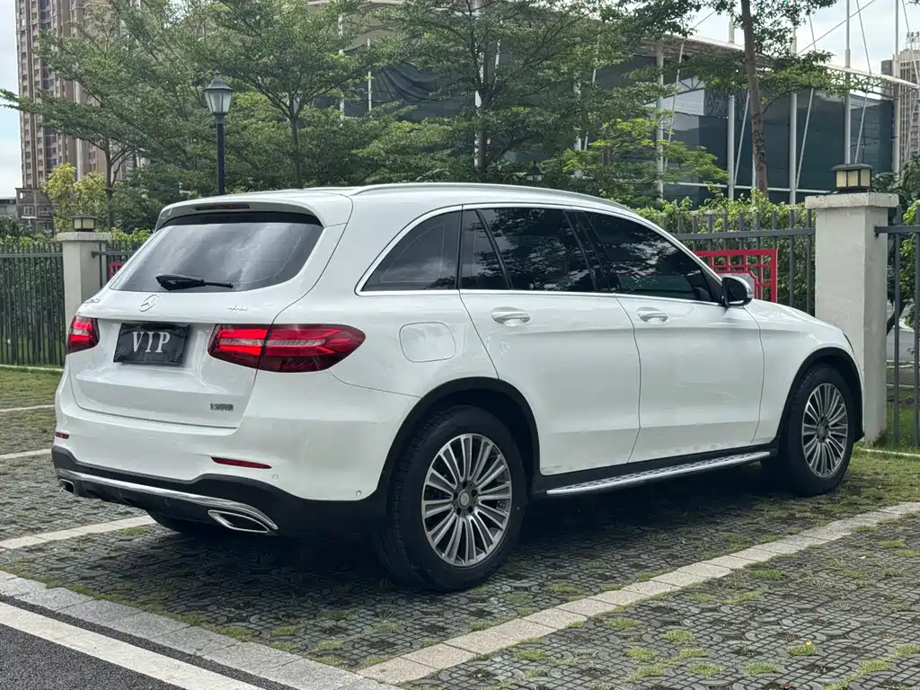 Mercedes-Benz GLC 2017 — фото 8