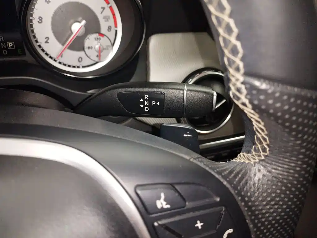 Mercedes-Benz GLA 2015 — фото 14